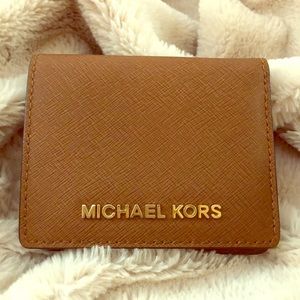 Michael Kors Saffiano Leather Jet Set Wallet